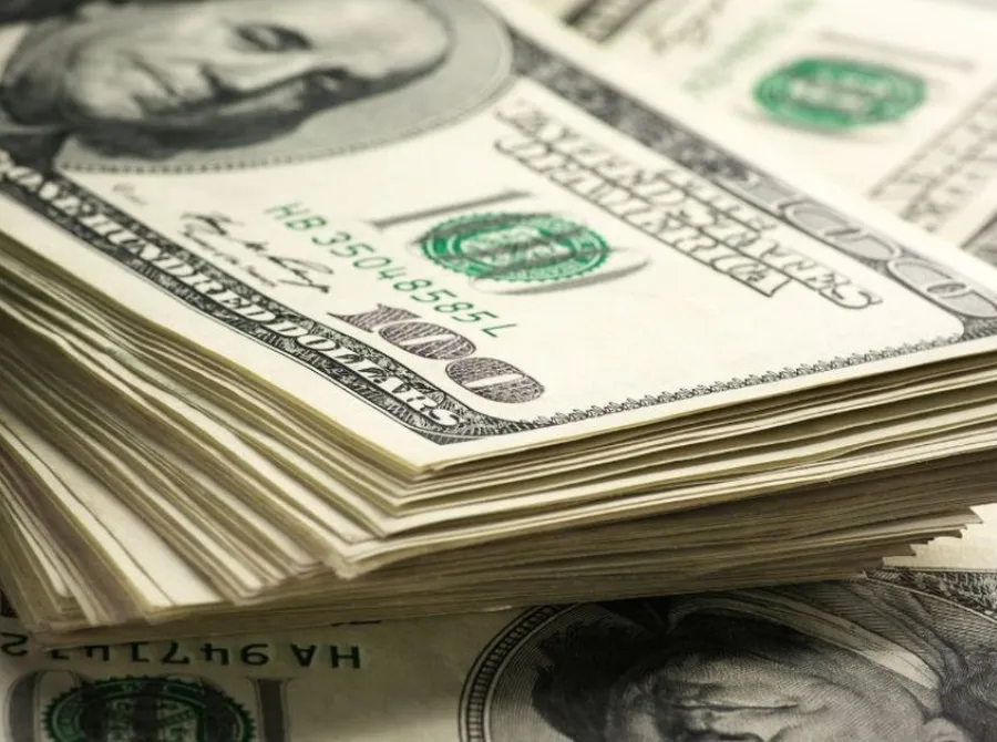 Fitch rebaixa ratings do BRB, mantém Observação Negativa e retira RSC