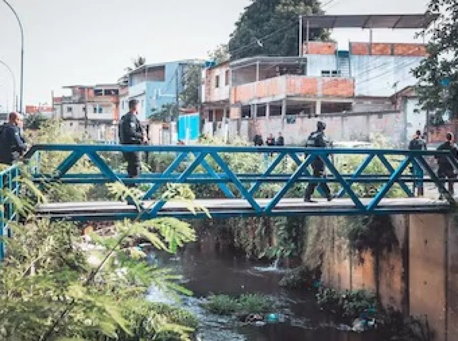 Polícia prende 12 integrantes do 'núcleo operacional' do Comando Vermelho na zona norte do Rio