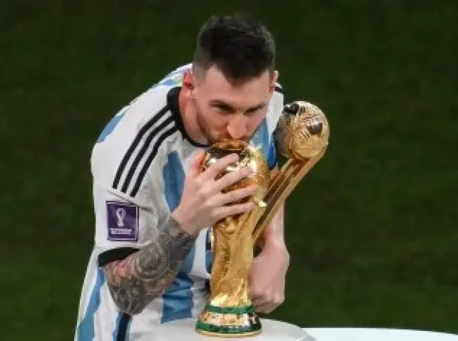 Lionel Messi anuncia aposentadoria da seleção argentina aos 39 anos
