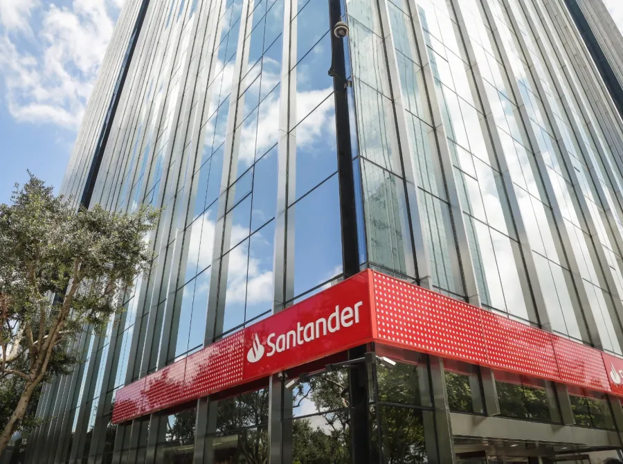 Santander Brasil: margem financeira fica em R$ 15,3 bilhões no 4 tri, queda de 4% em um ano