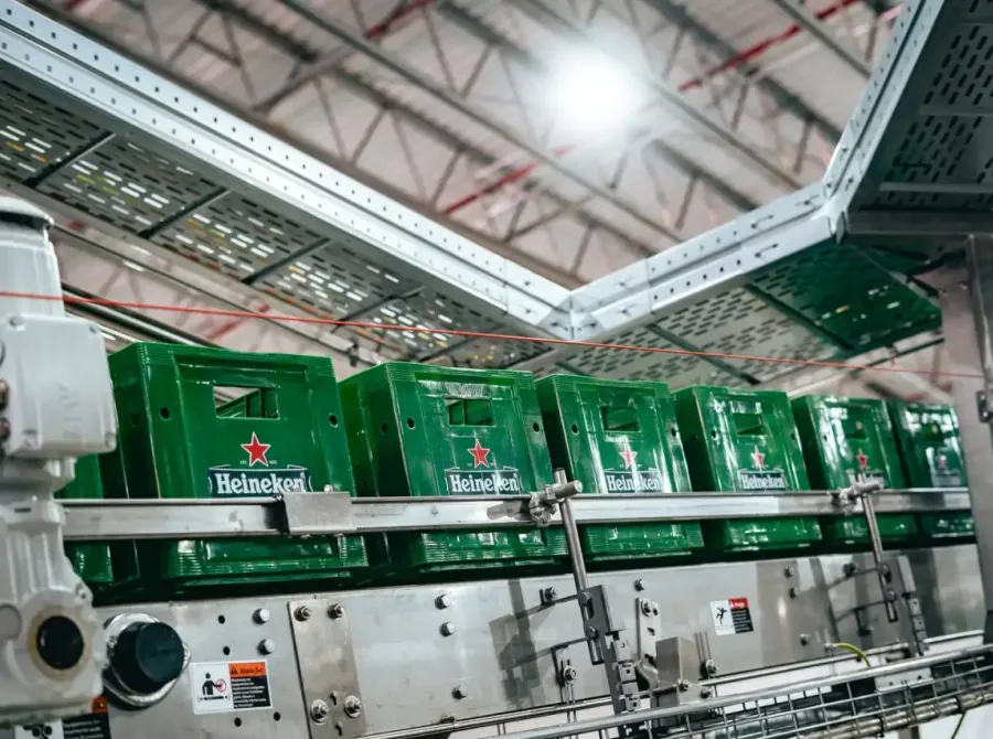 Heineken mantém otimismo com trajetória do lucro apesar de pressão nas vendas de cerveja