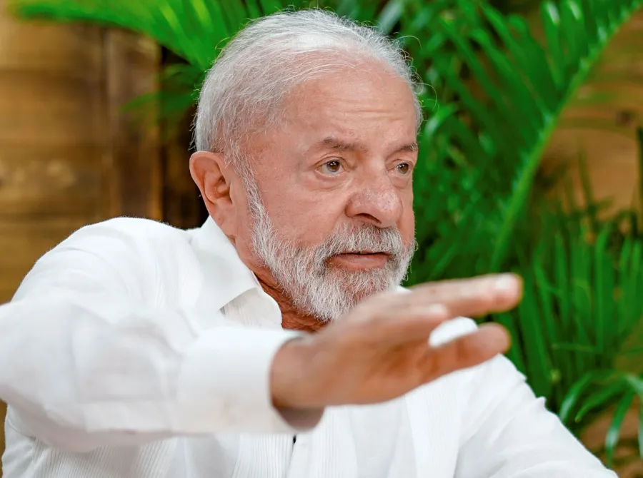 Lula diz que ampliará condições do Move Brasil 2 e quer atenção a caminhoneiros autônomos