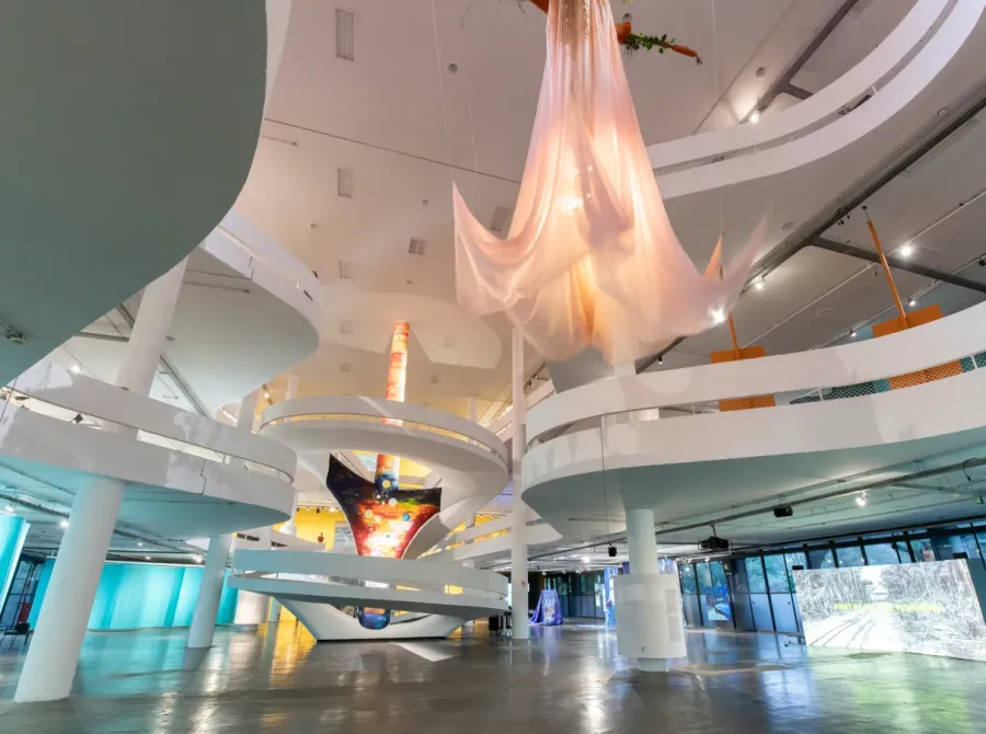 Fundação Bienal anuncia a equipe curatorial da 37ª Bienal de São Paulo