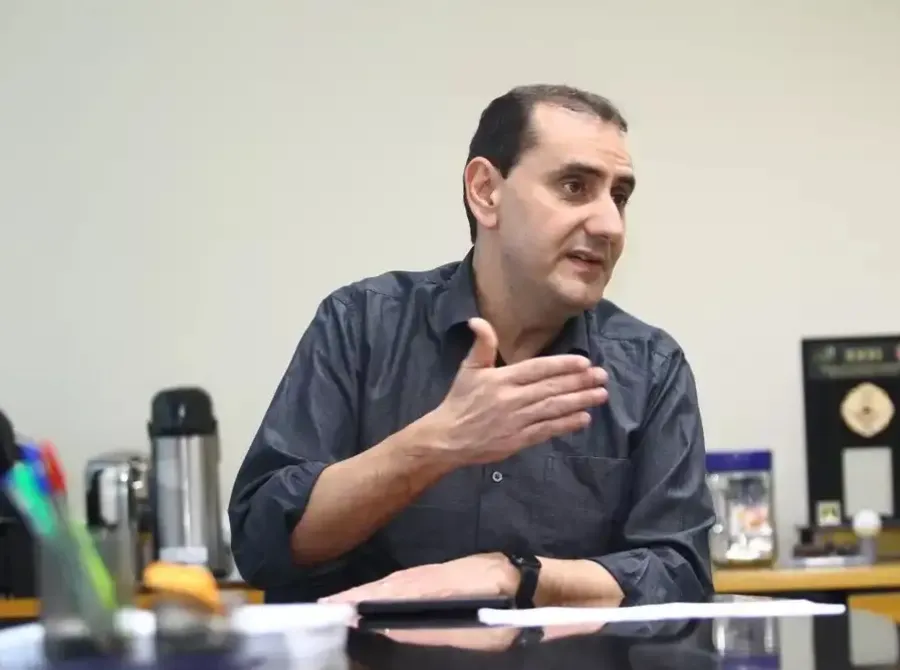 Promotoria acusa prefeito de São José dos Campos por praticar nepotismo amoroso